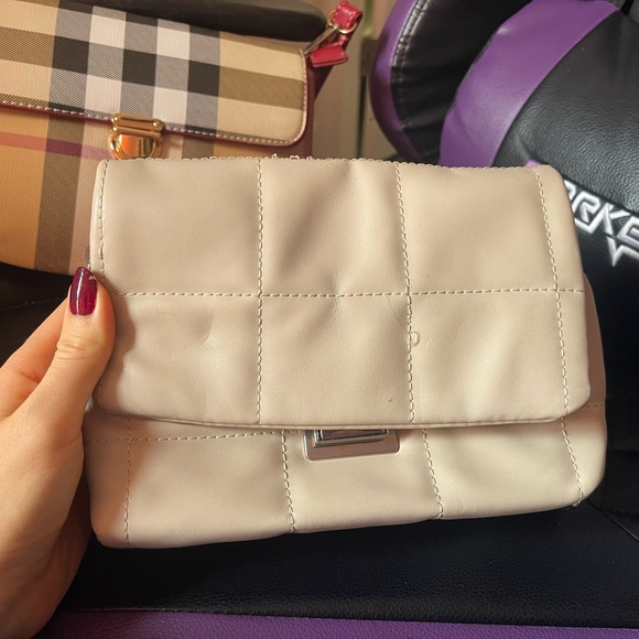 3 BundleForever 21 Cream Quilted Crossbody Bag,Red and Nude Crossbody Bag Cream - Picture 3 of 5